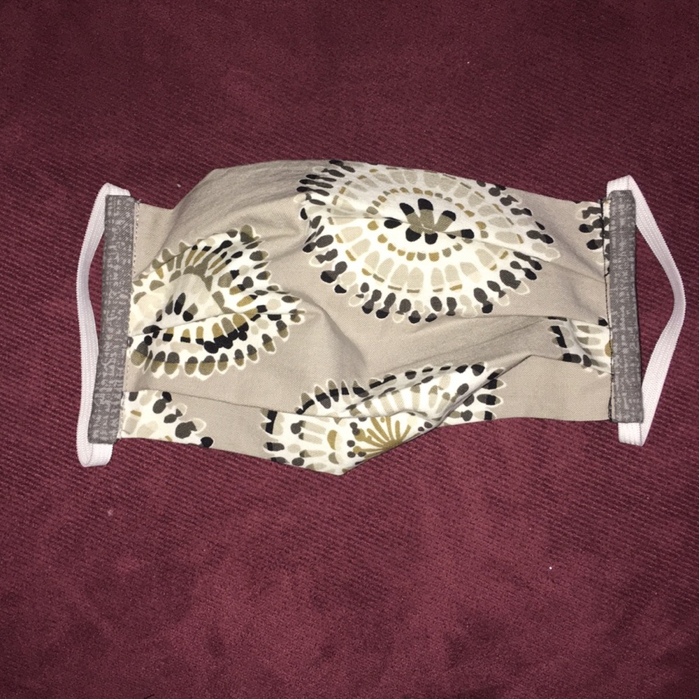 Adult face mask